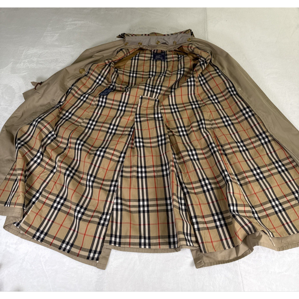Vintage Burberry Women's Size 4 Long Khaki Nova Check Trench Coat 80s Union Made - Picture 3 of 15